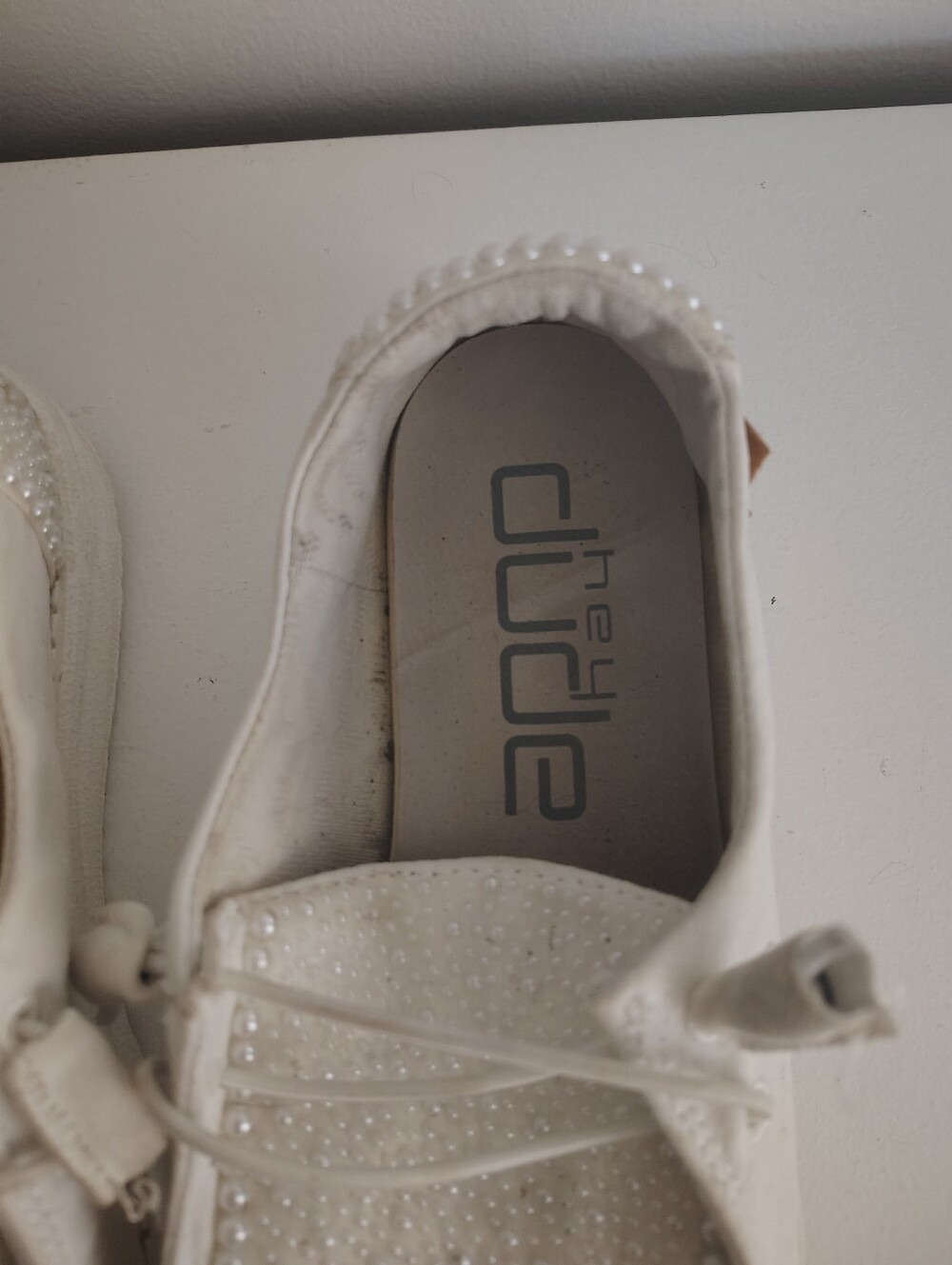 Hey Dude Wendy Pearl Chambray White Slip On Shoes Women's Sz 9 Beaded Casual - Picture 8 of 13